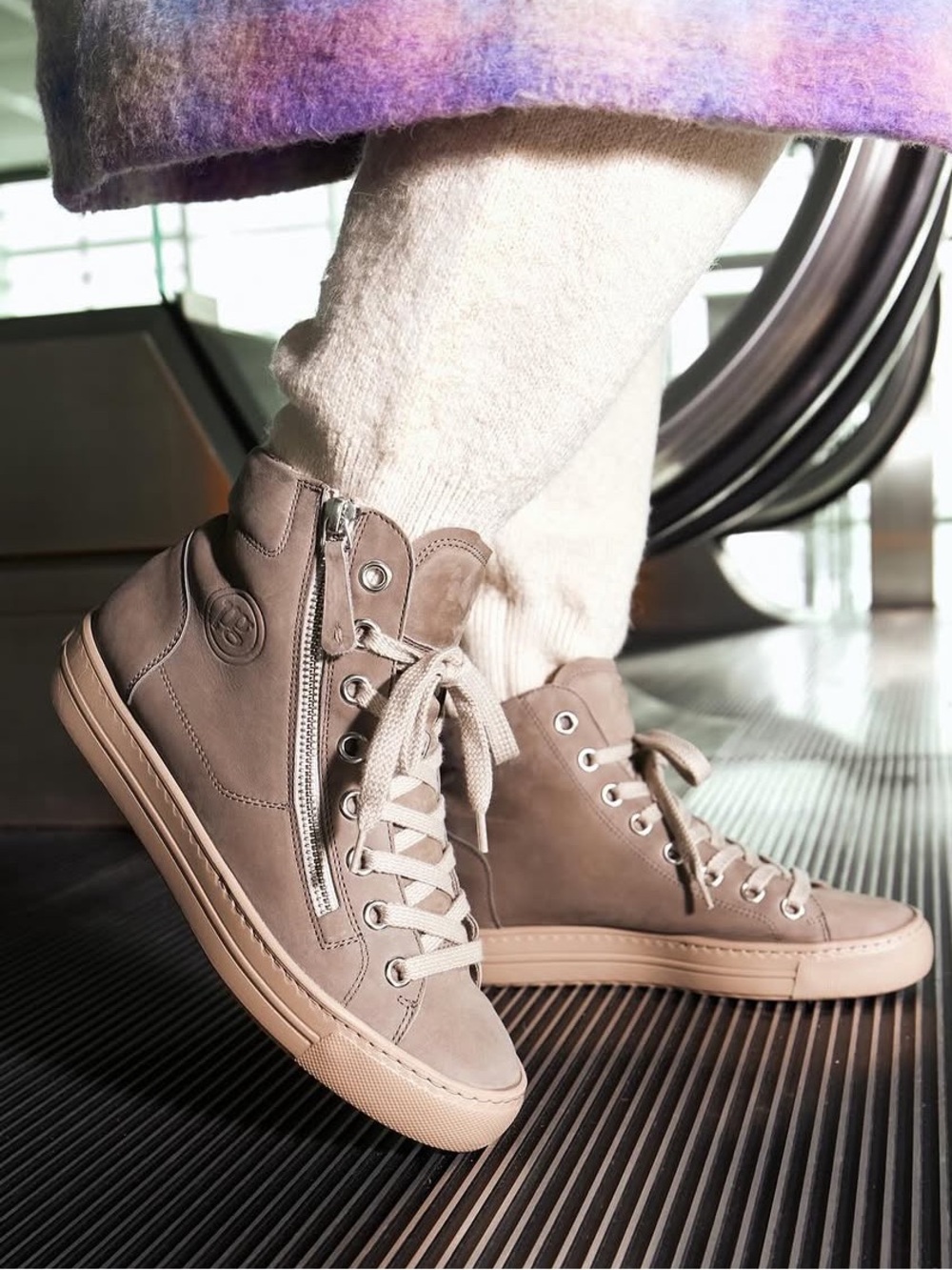 Paul Green Wells Sneaker High-Top Shoes in Taupe Women’s size 9